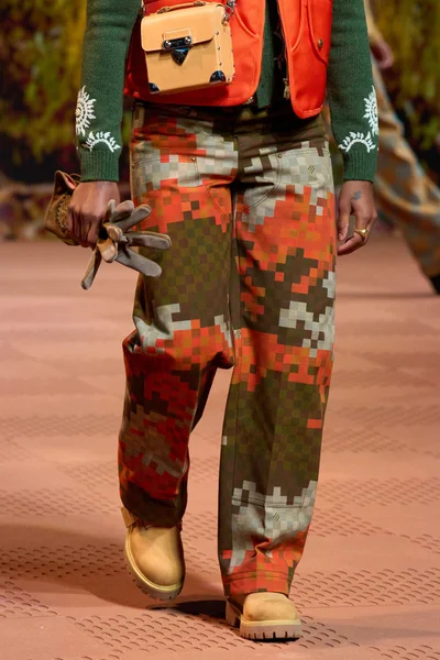 Look 111